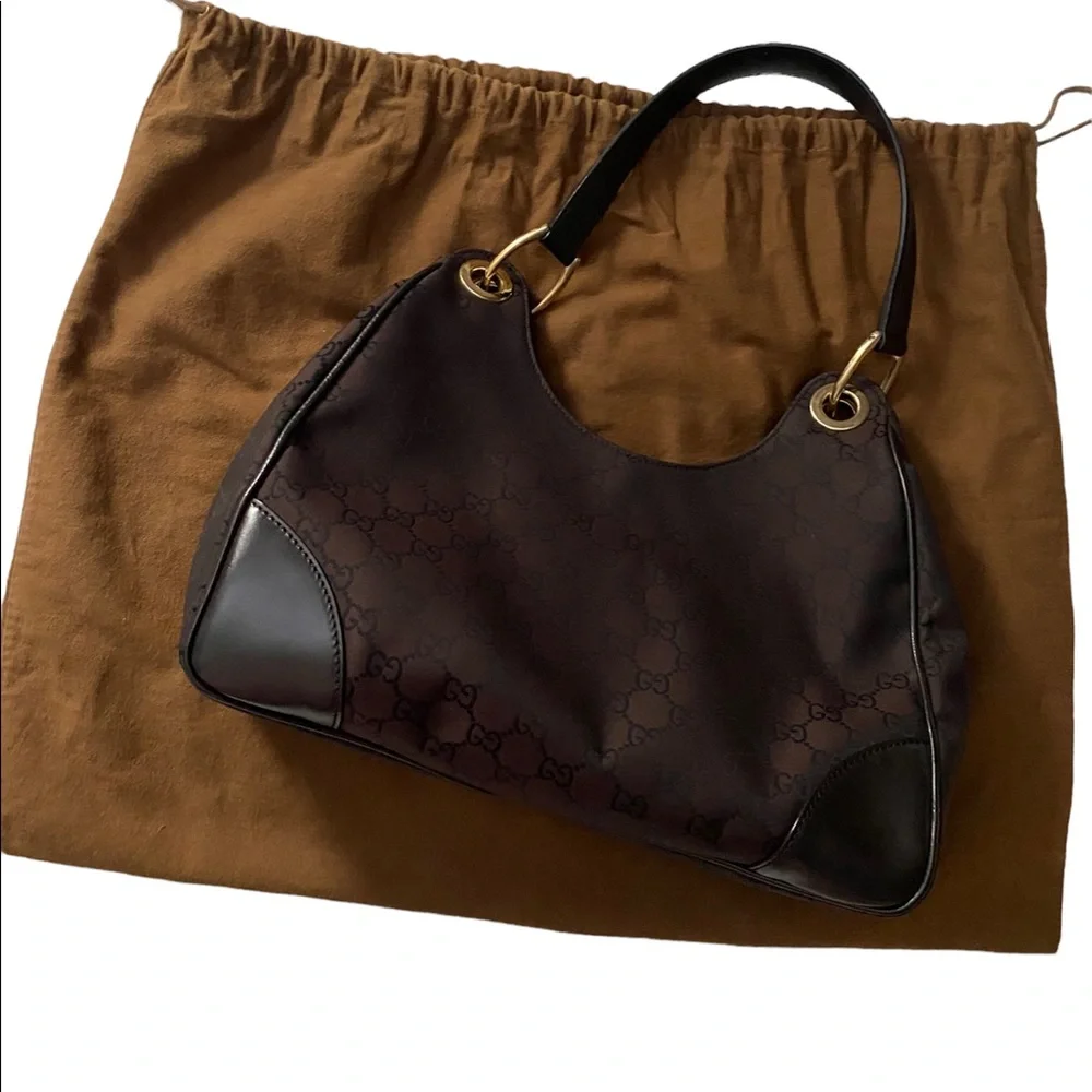 Gucci Vintage Shoulder Bag - Picture 3 of 9